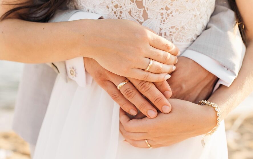 那覇で出会いを探すなら？地元密着型の結婚相談所「ソアポルテ」